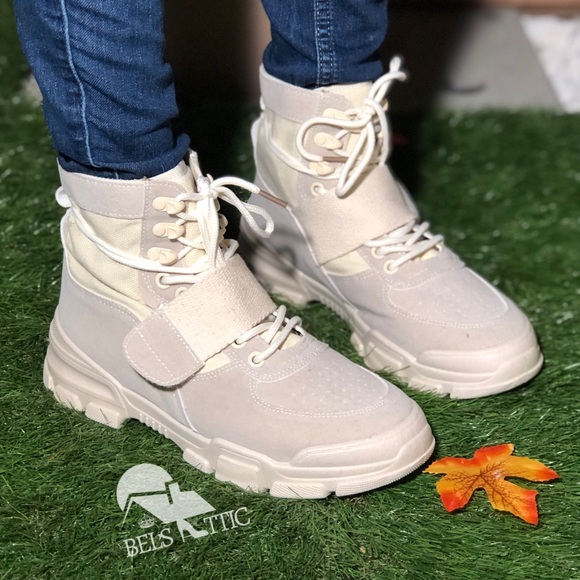 Retro Cream High Top Lace Up Sneaker Boot - Picture 4 of 7